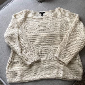 Forever 21 Cream Sweater size Medium.